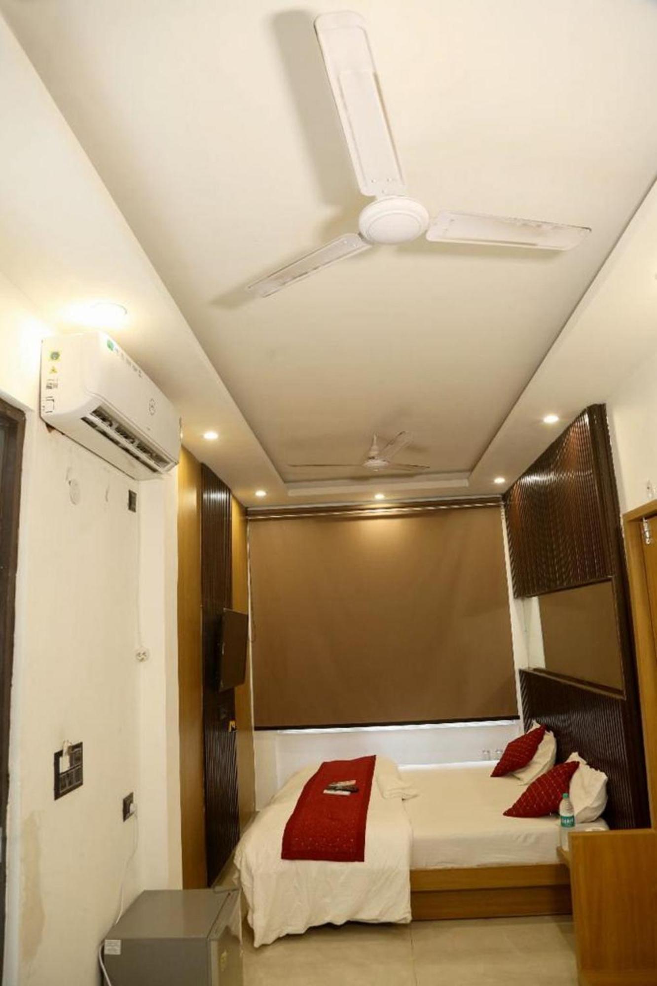 Bunk Hostel Delhi Best Backpacking Accommodation New Delhi Extérieur photo